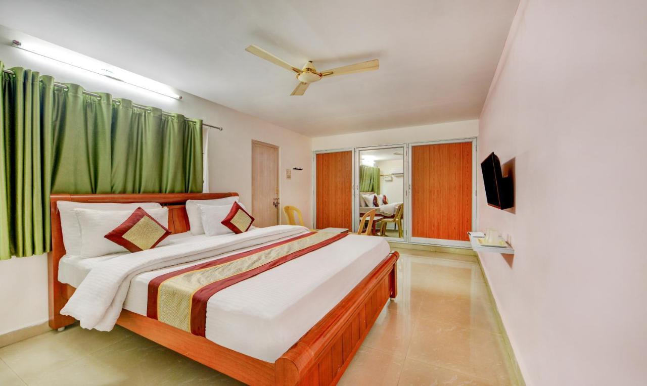 Madrasi Airport Hotel - Saibala Chennai Ngoại thất bức ảnh