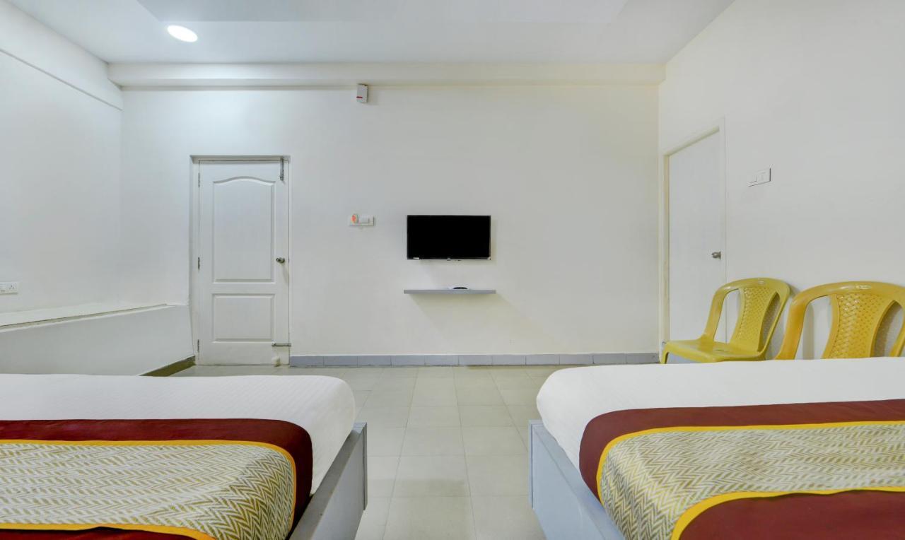 Madrasi Airport Hotel - Saibala Chennai Ngoại thất bức ảnh