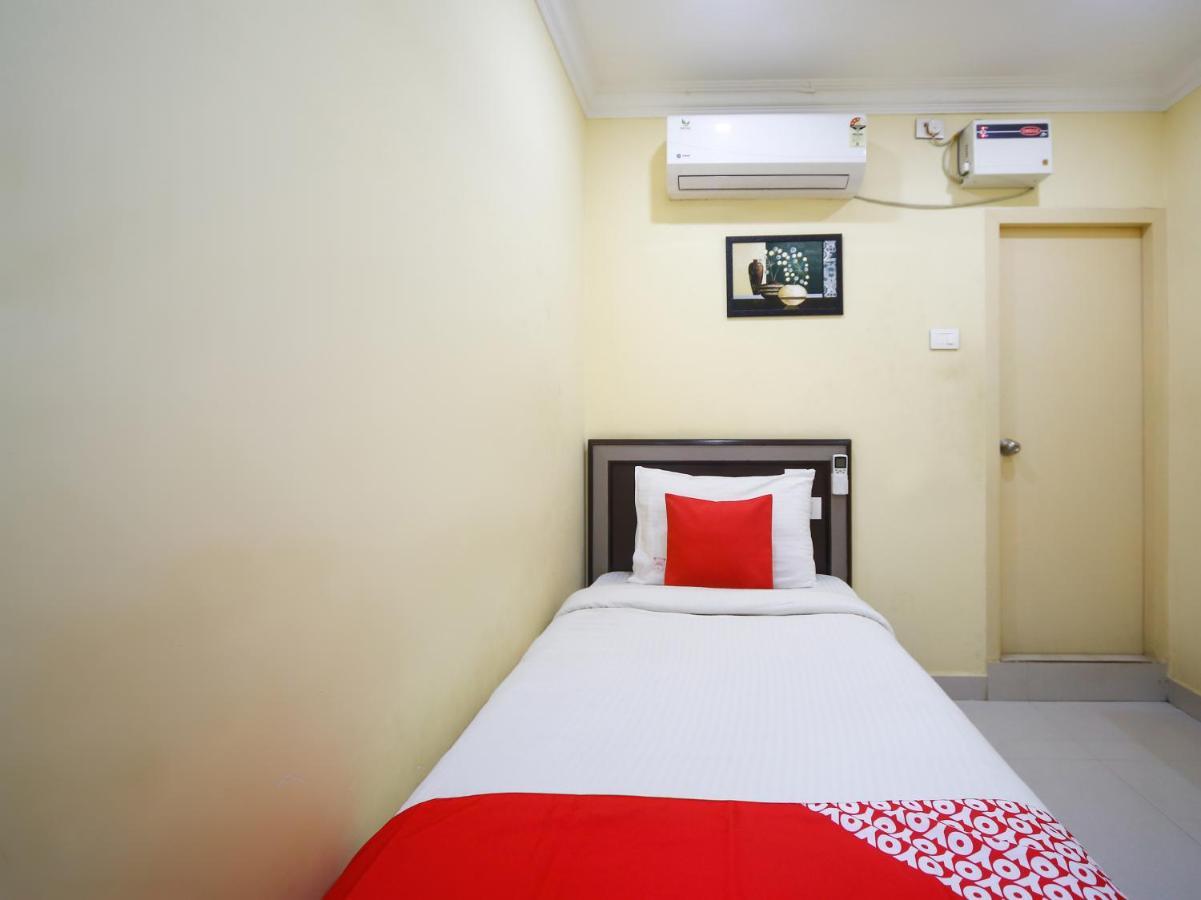 Madrasi Airport Hotel - Saibala Chennai Ngoại thất bức ảnh