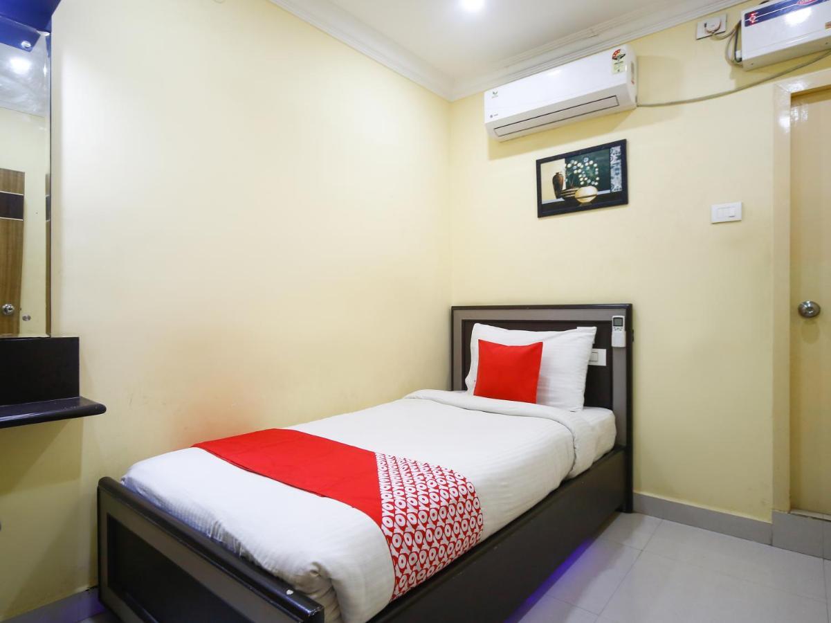 Madrasi Airport Hotel - Saibala Chennai Ngoại thất bức ảnh