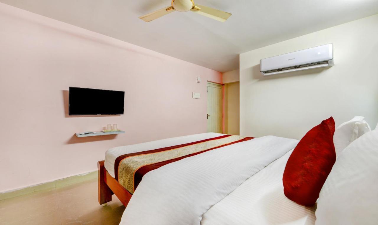 Madrasi Airport Hotel - Saibala Chennai Ngoại thất bức ảnh