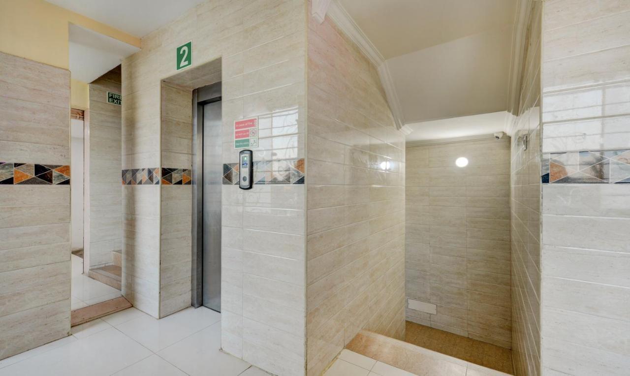 Madrasi Airport Hotel - Saibala Chennai Ngoại thất bức ảnh