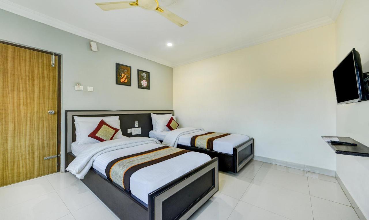 Madrasi Airport Hotel - Saibala Chennai Ngoại thất bức ảnh